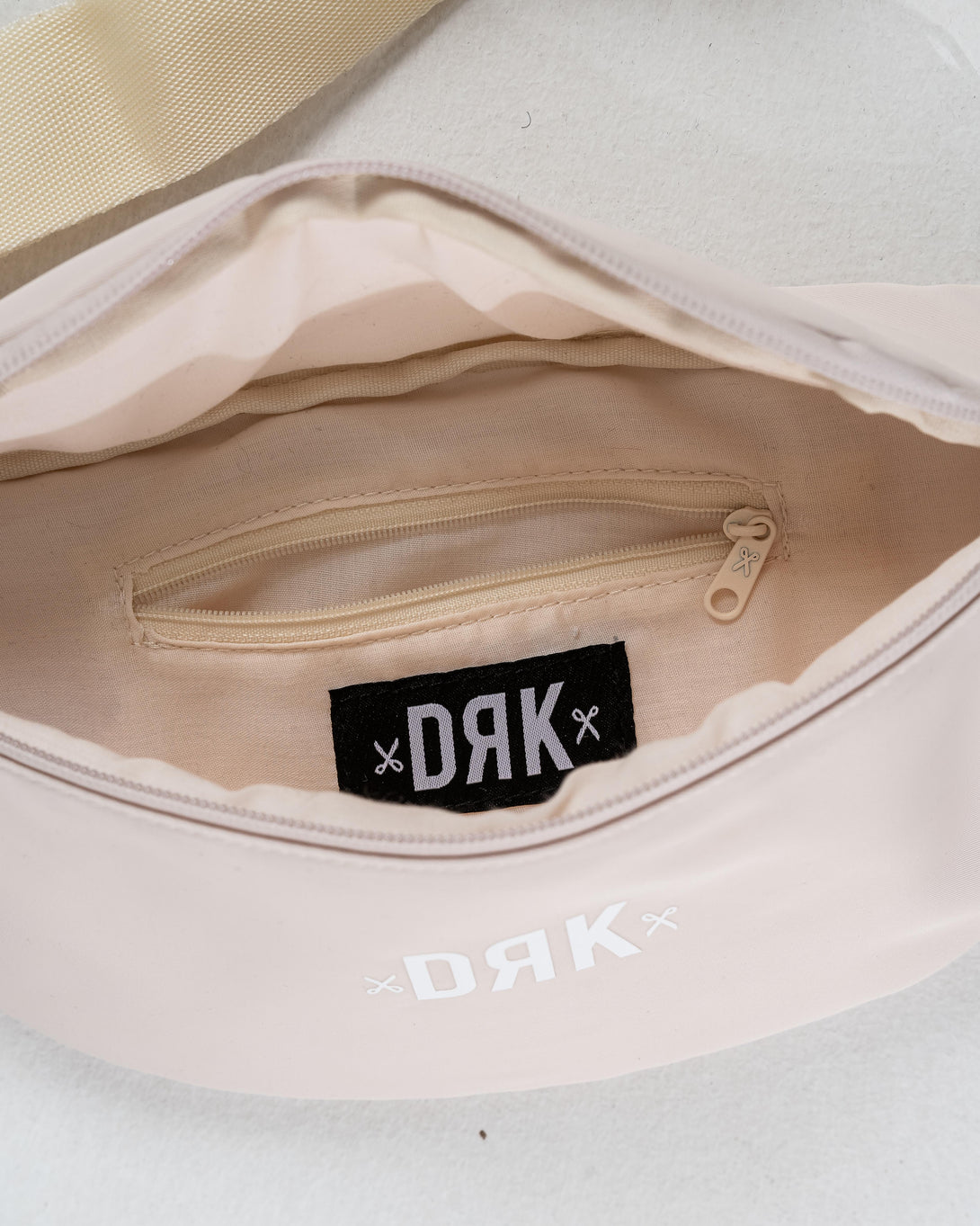 Dorko Ezra Beltbag Övtáska - Sportmania.hu