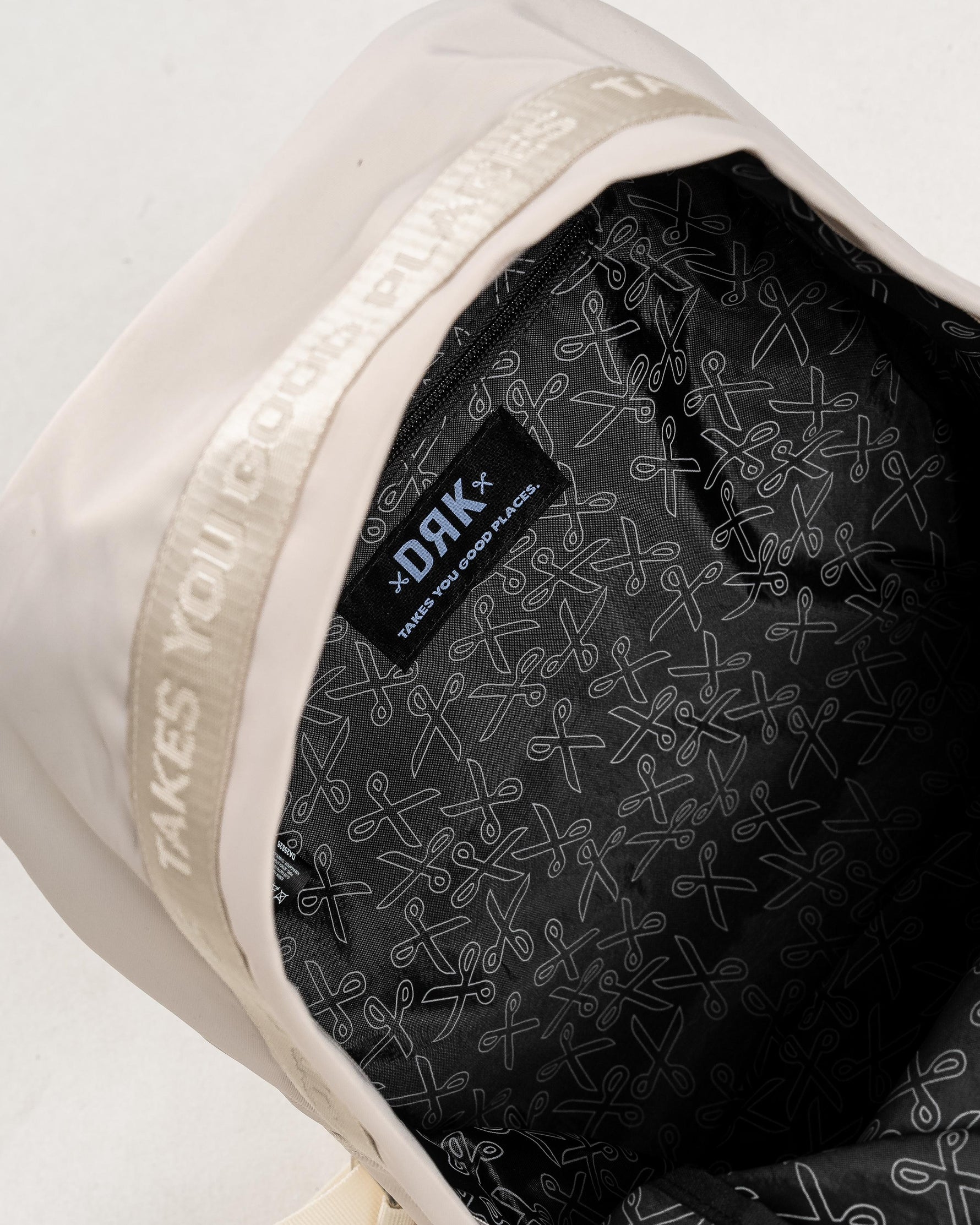 Dorko Typo Backpack Hátizsák - Sportmania.hu