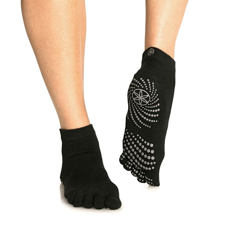 Gaiam black anti-slip socks S / M 52223