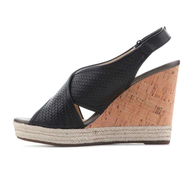 Geox D Janira C D82P6C 06RBC C9999 fekete női utcai cipő