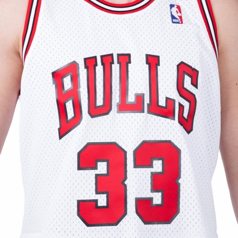Mitchell &amp; Ness Chicago Bulls NBA Home Swingman Jersey Bulls 97-98 Scottie Pippen M SMJYAC18054-CBUWHIT97SPI