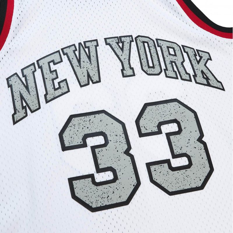 Mitchell &amp; Ness NBA Cracked Cement Swingman Jersey Knicks 1991 Patrick Ewing M TFSM5934-NYK91PEWWHIT