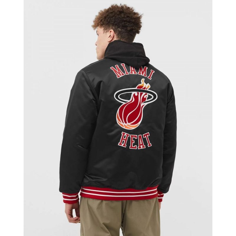 Mitchell &amp; Ness NBA Heavyweight Satin Jacket Miami Heat M OJBF3413-MHEYYPPPBLCK