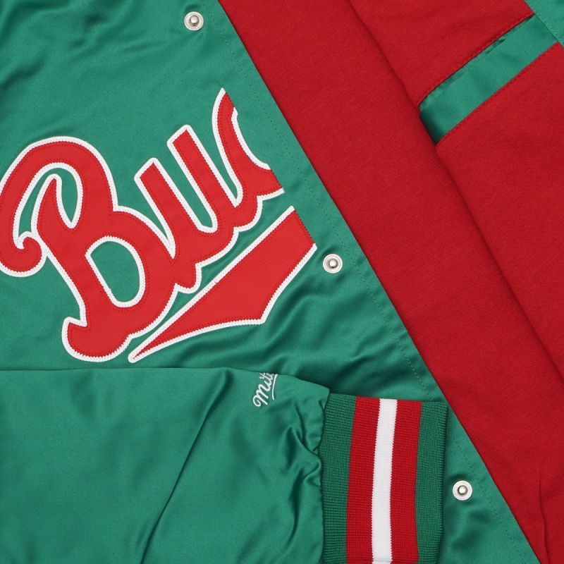 Mitchell &amp; Ness NBA Milwaukee Bucks Lightweight Jacket M STJKMG18013-MBUDKGN