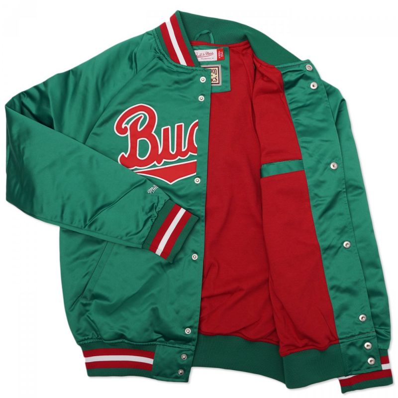 Mitchell &amp; Ness NBA Milwaukee Bucks Lightweight Jacket M STJKMG18013-MBUDKGN