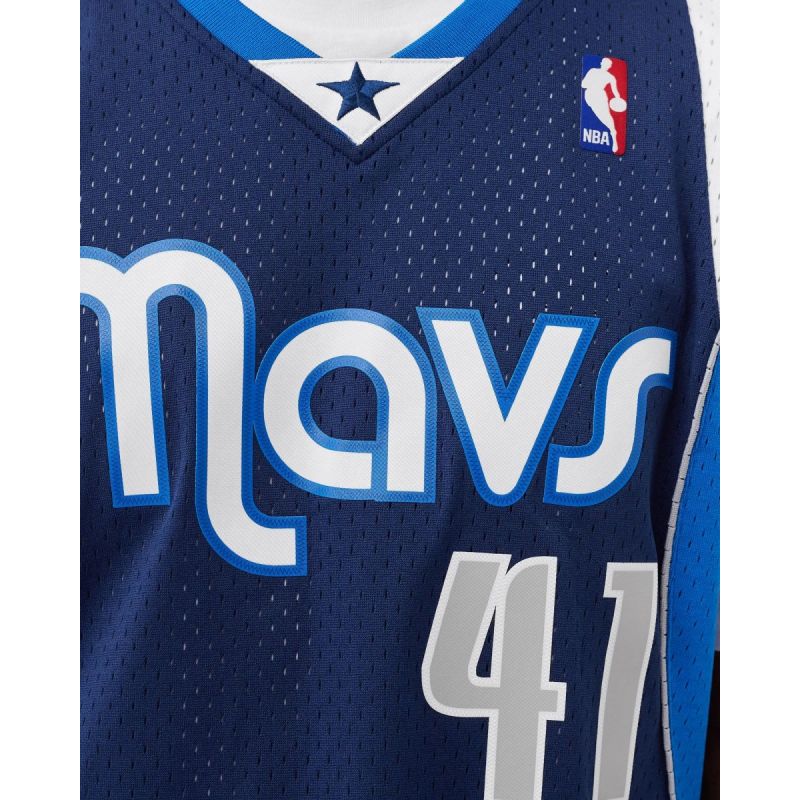 Mitchell & Ness NBA Swingman Dallas Mavericks Dirk Nowitzki M T-shirt SMJY1148-DMA11DNOASBL - Sportmania.hu