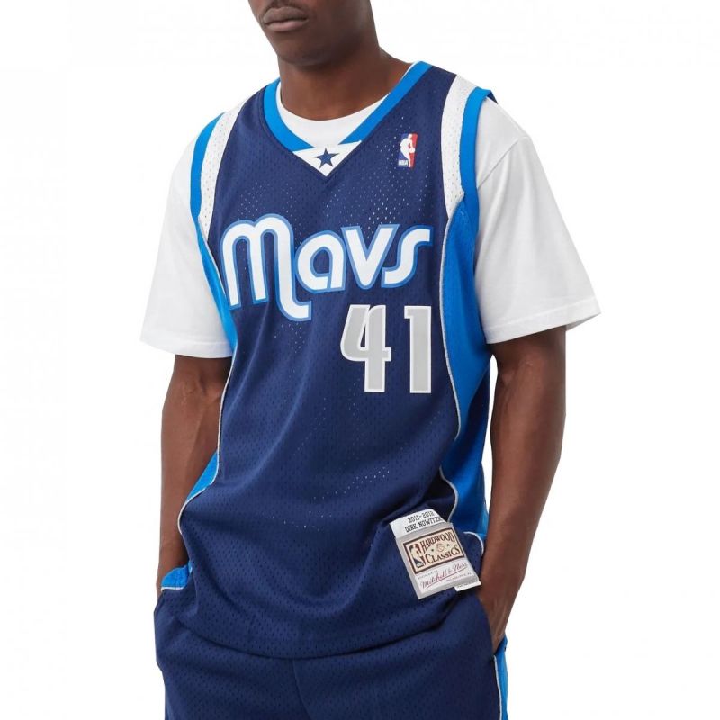 Mitchell & Ness NBA Swingman Dallas Mavericks Dirk Nowitzki M T-shirt SMJY1148-DMA11DNOASBL - Sportmania.hu