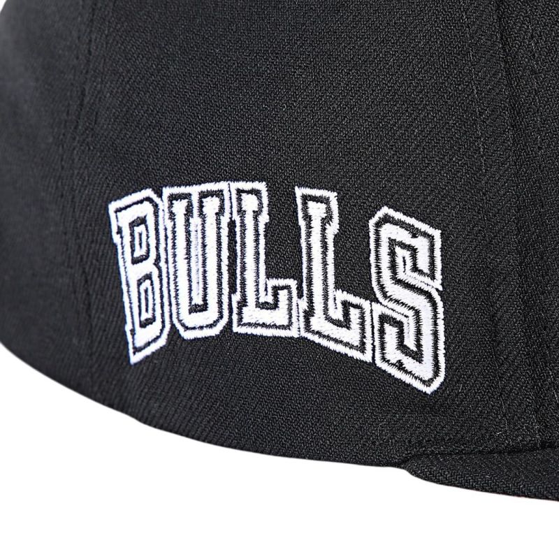 Mitchell & Ness Snapback Nba Chicago Bulls Cap Hs8547-cbublck