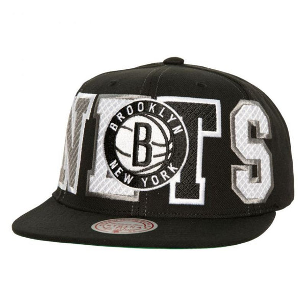 Mitchell &amp; Ness Varsity Bust Snapback Brooklyn Nets Cap HHSS6461-BNEYYPPPBLCK