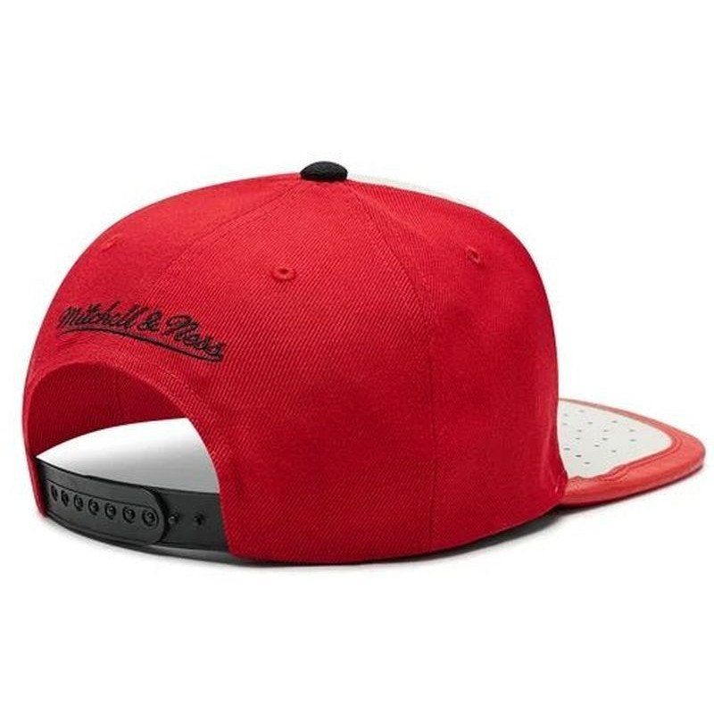 Mitchell &amp; Ness Nba Day One Snapback Bulls Cap 6hssmm19224-cbuwhrd