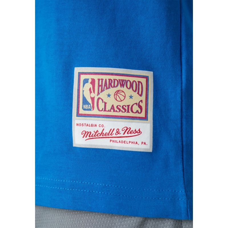 Mitchell &amp;Ness NBA New York Knicks Team Logo Tee M BMTRINTL1268-NYKROYA