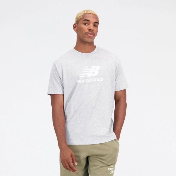 New Balance Essentials Stacked Logo Co M T-Shirt - Sportmania.hu