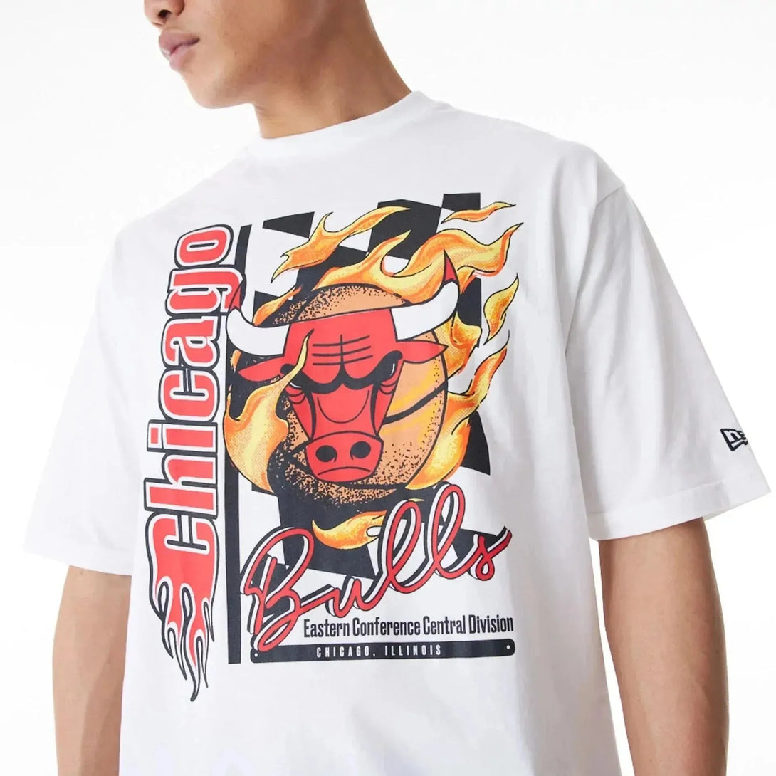 New Era Chicago Bulls NBA Flame Print White Oversized póló - Sportmania.hu