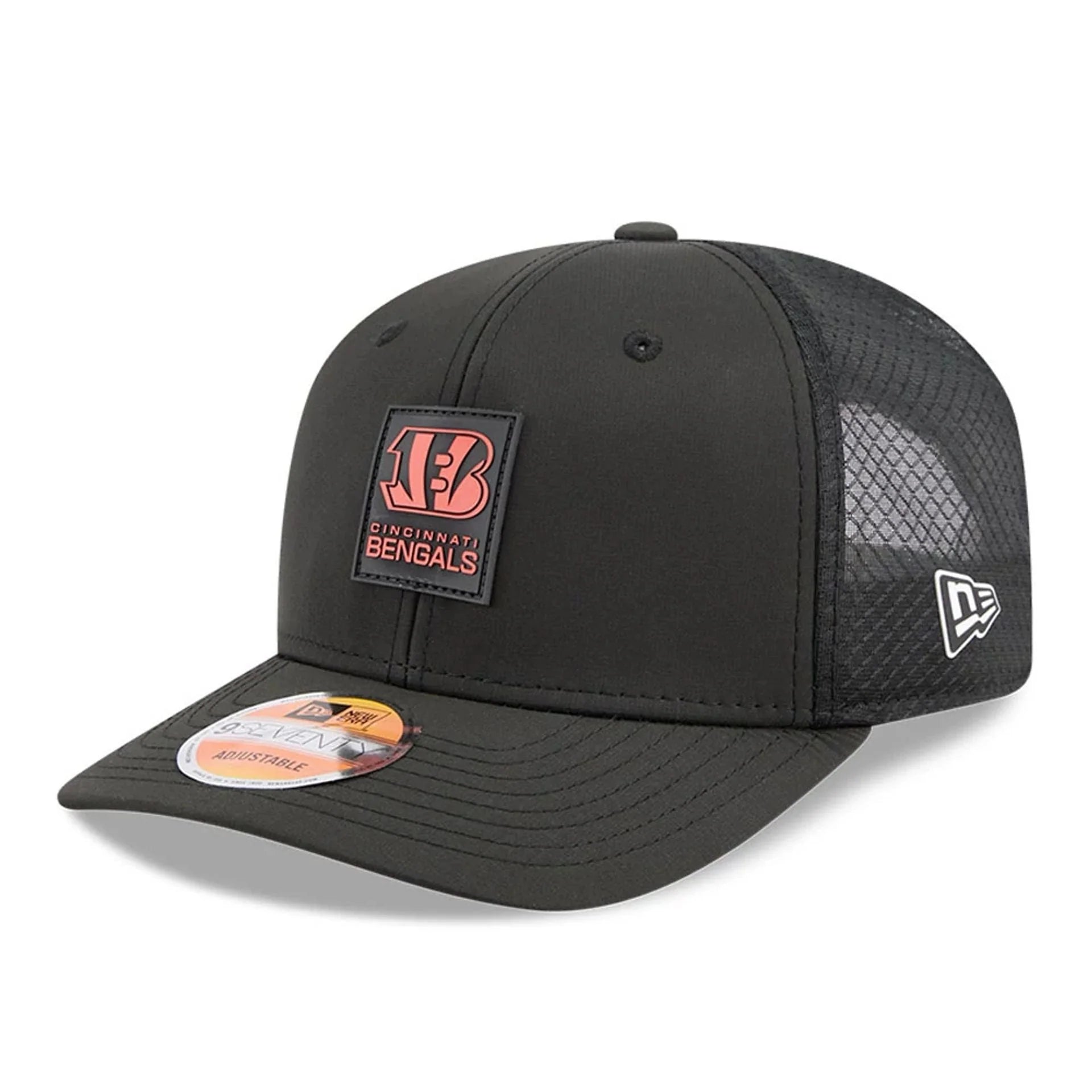 New Era Cincinnati Bengals B NFL Sideline 2025 Black 9SEVENTY Trucker Stretch Snap - baseball sapka
