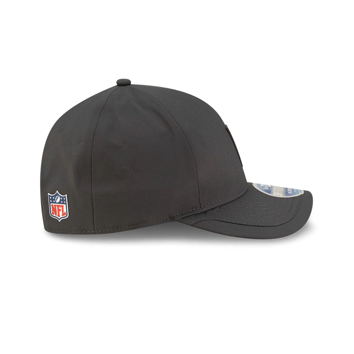 New Era Cleveland Browns NFL Sideline 2025 Charcoal 9FORTY M-Crown - baseball sapka