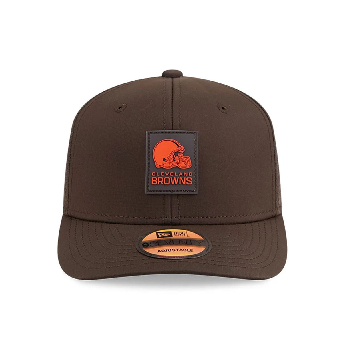 New Era Cleveland Browns NFL Sideline 2025 Dark Brown 9SEVENTY Trucker Stretch Snap - baseball sapka