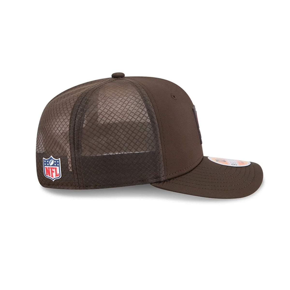 New Era Cleveland Browns NFL Sideline 2025 Dark Brown 9SEVENTY Trucker Stretch Snap - baseball sapka