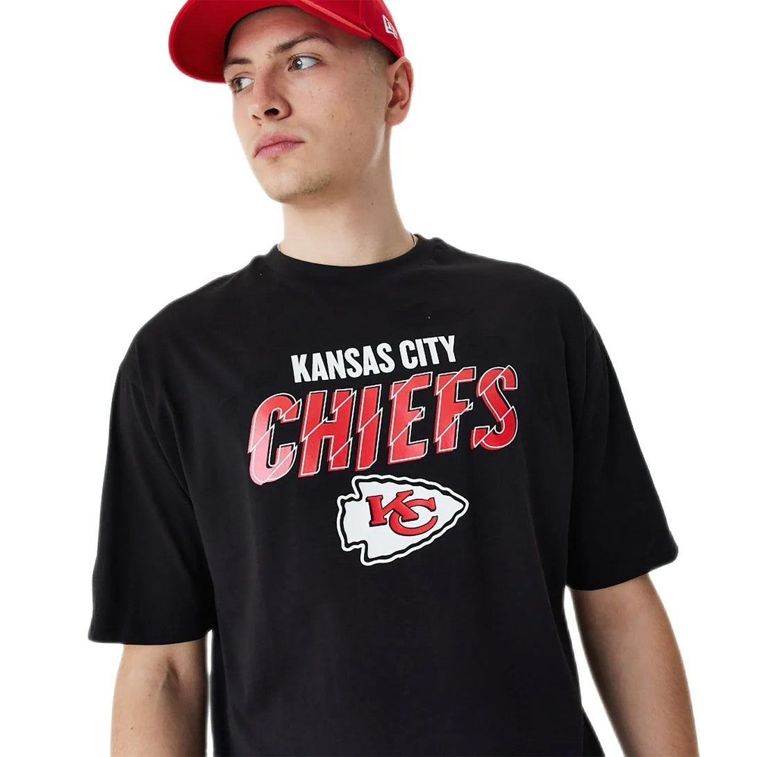 New Era Kansas City Chiefs Script Graphic Oversized Póló - Sportmania.hu