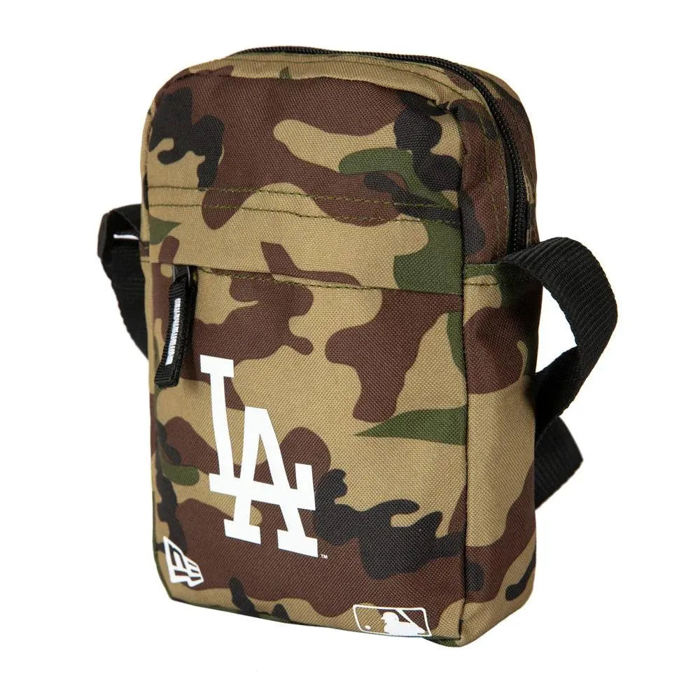 New Era LA Dodgers Woodland Camo Oldaltáska Kiegészítők - Sportmania.hu