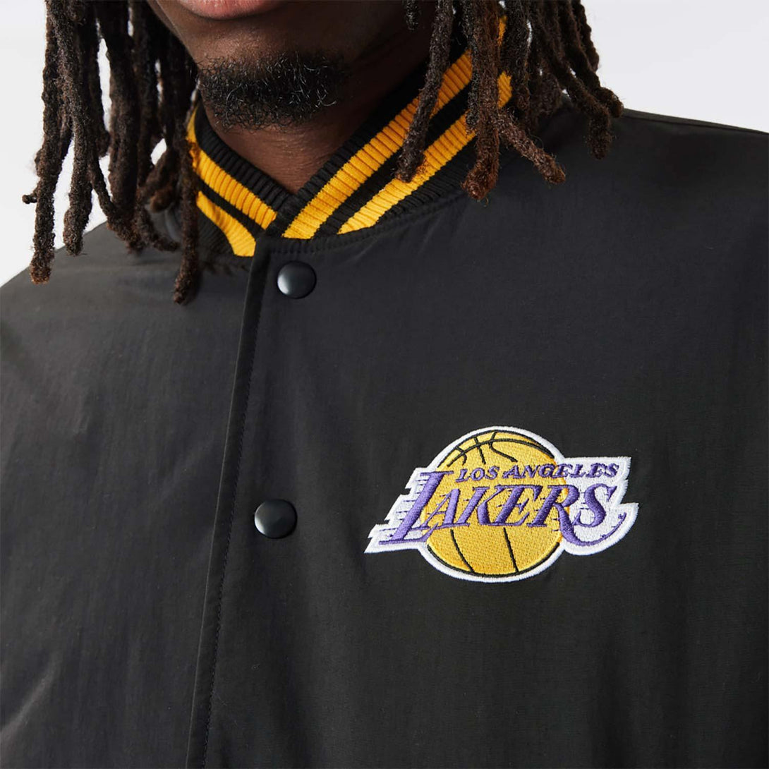 New Era Los Angeles Lakers NBA Logo Black Bomber dzseki - Sportmania.hu