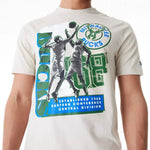 New Era Milwaukee Bucks NBA Player Graphic Cream férfi Póló