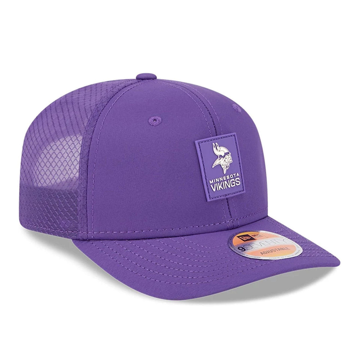 New Era Minnesota Vikings NFL Sideline 2025 Purple 9SEVENTY Trucker Stretch Snap - baseball sapka