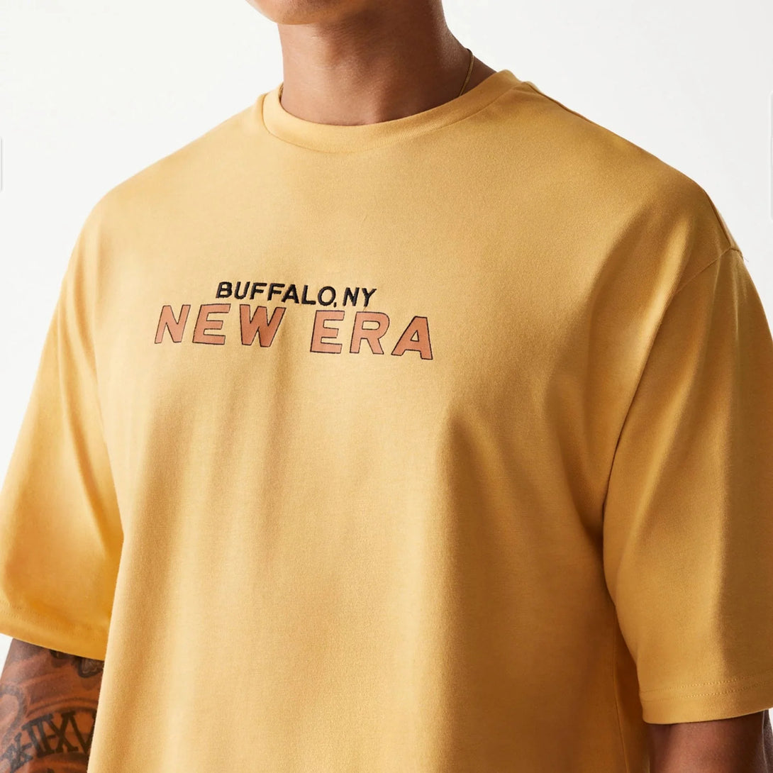 New Era New Era Vacation Graphic Beige Oversized póló - Sportmania.hu