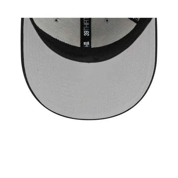 New Era New York Giants NFL Sideline 2023 Grey 39THIRTY Stretch Fit Baseball sapka - Sportmania.hu