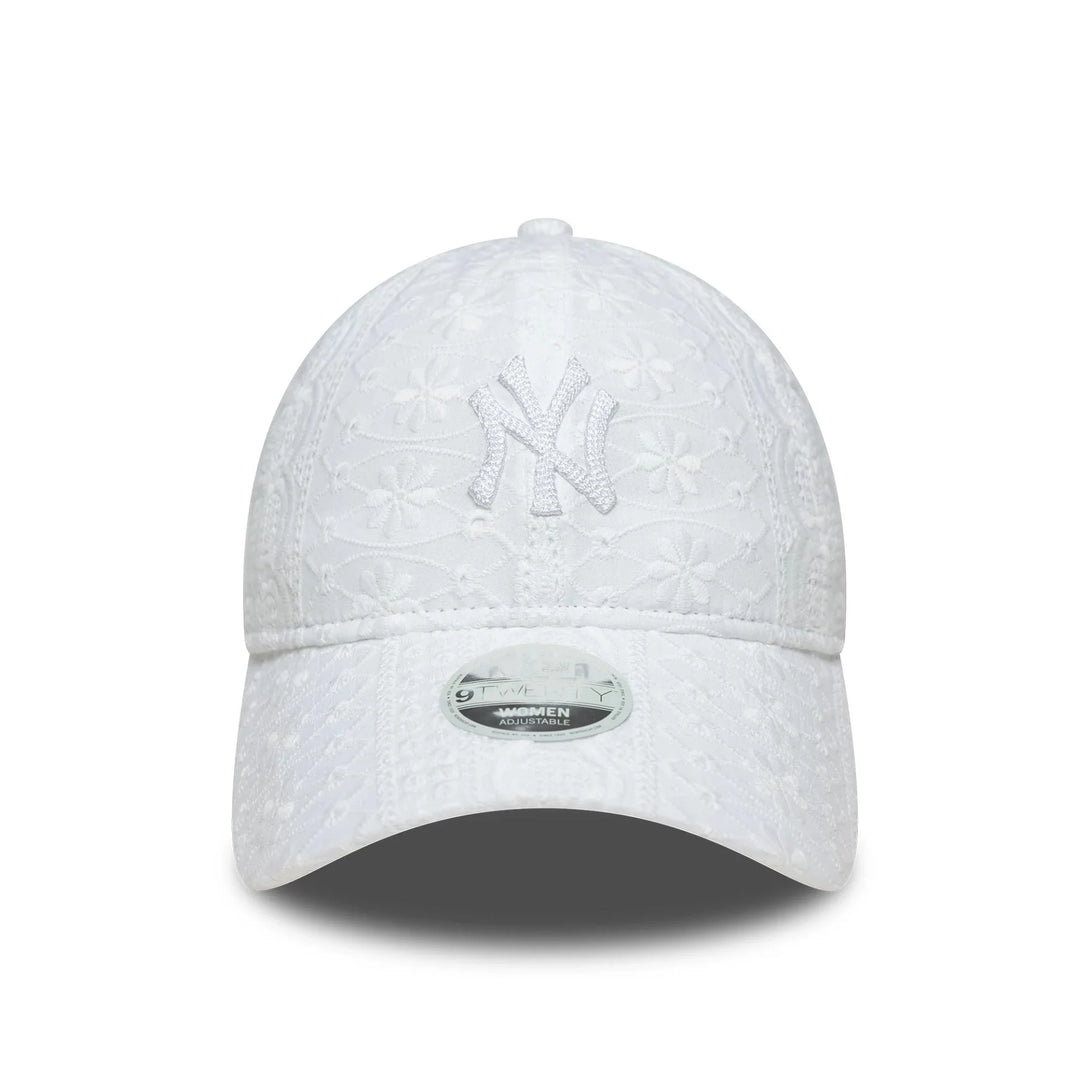 New Era New York Yankees Womens MLB Broderie White 9TWENTY baseball sapka - Sportmania.hu