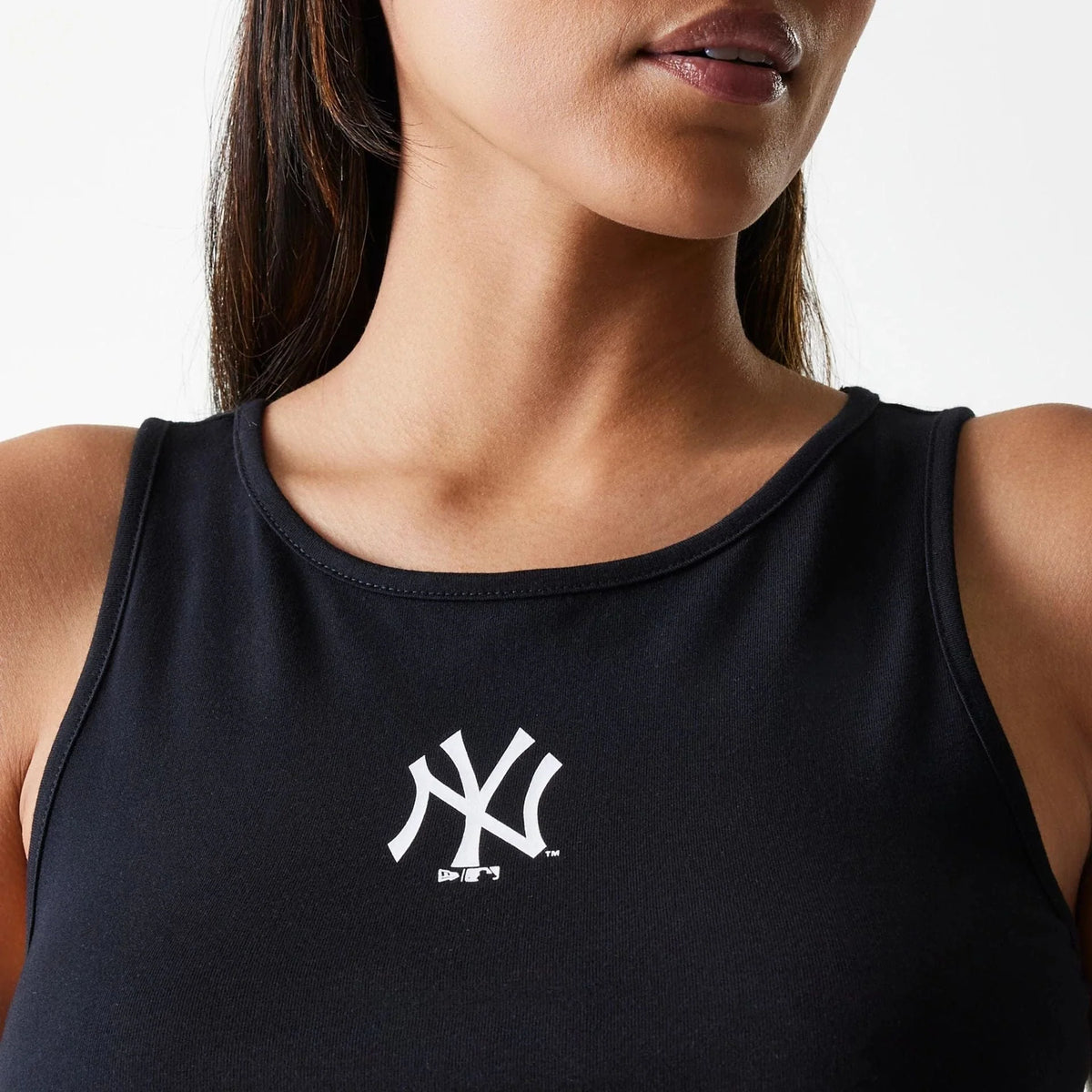New Era New York Yankees Womens MLB Midi League Essential Black Crop Tank Top