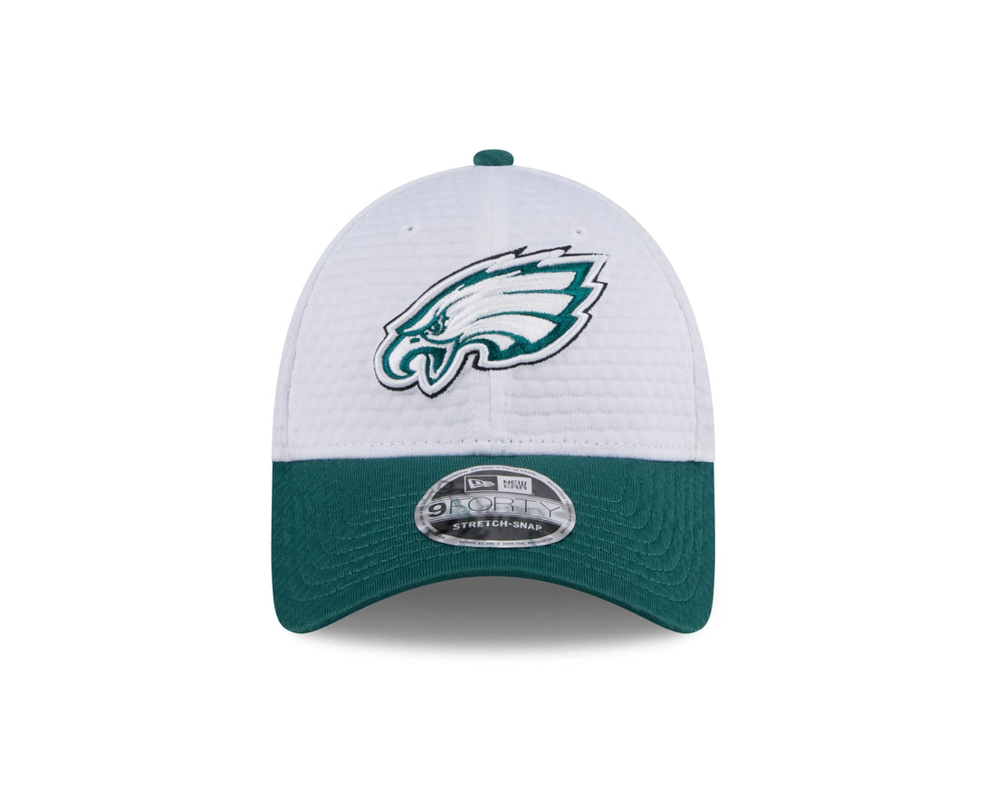 New Era Philadelphia Eagles Training 2024 White 9FORTY Stretch Snap sapka Baseball sapka - Sportmania.hu