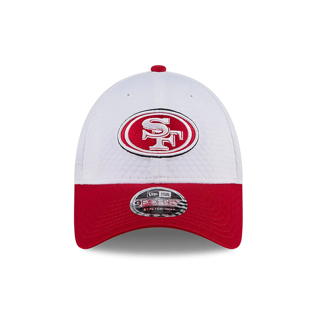 New Era San Francisco 49ers Training 2024 White 9FORTY Stretch Snap sapka Baseball sapka - Sportmania.hu