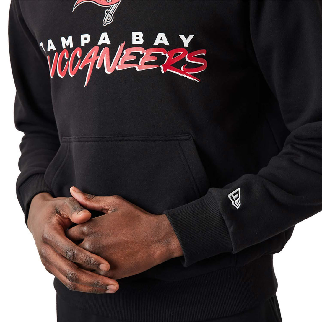 New Era Tampa Bay Buccaneers NFL Script Black kapucnis pulóver - Sportmania.hu