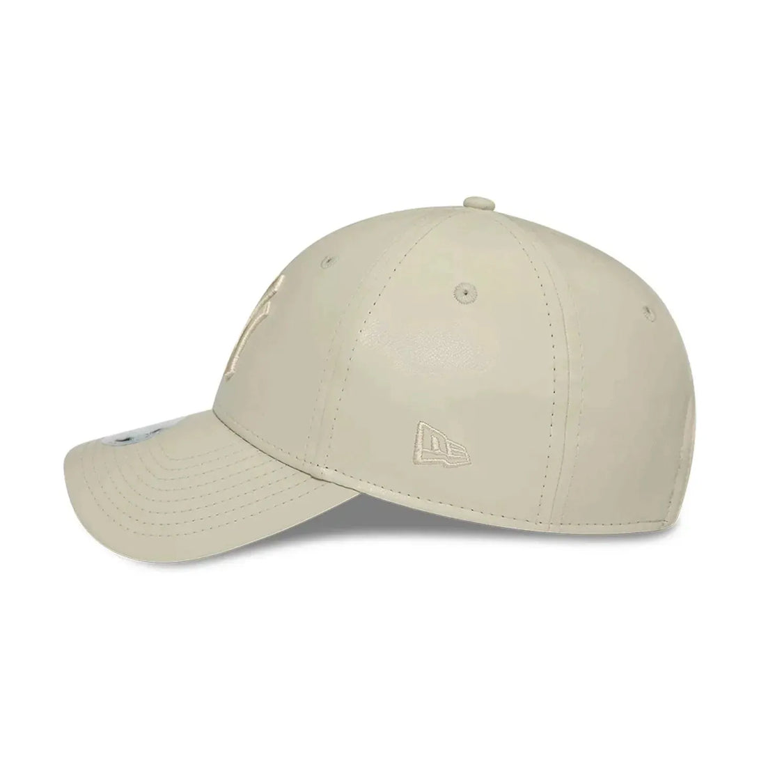 New York Yankees Faux Leather Light Beige 9FORTY műbőr baseball sapka, női - Sportmania.hu
