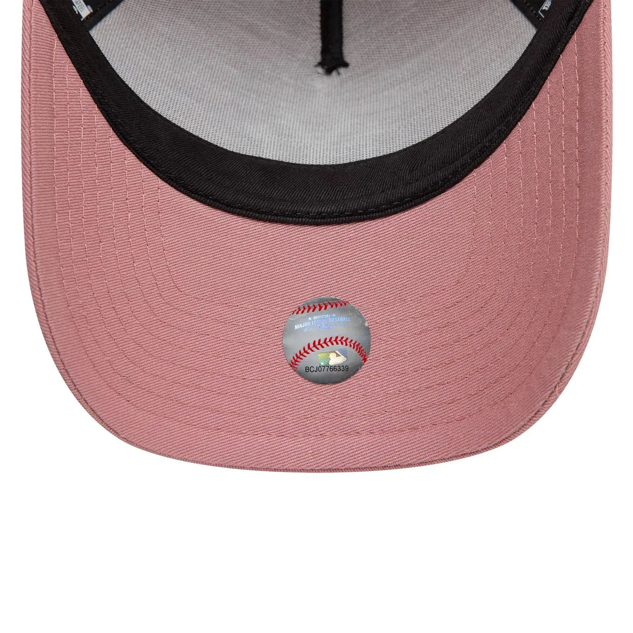New York Yankees League Essential Dark Pink 9FORTY A-Frame Trucker sapka - Sportmania.hu