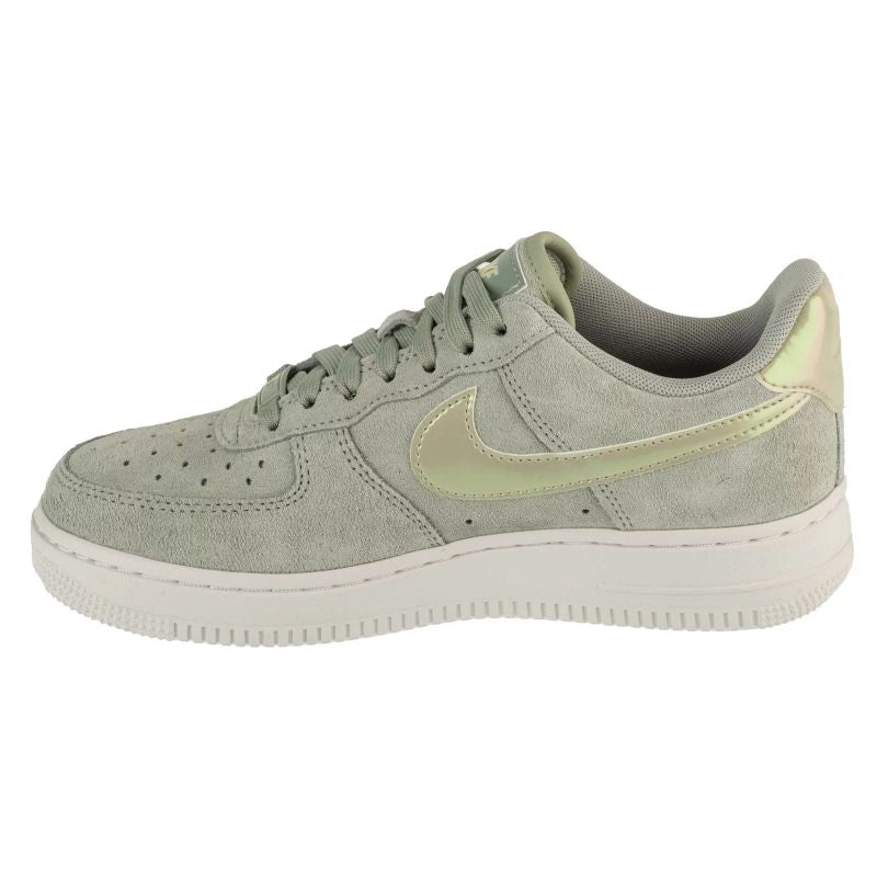 Nike Air Force 1 07 SE W HJ4401-300 cipő - Sportmania.hu