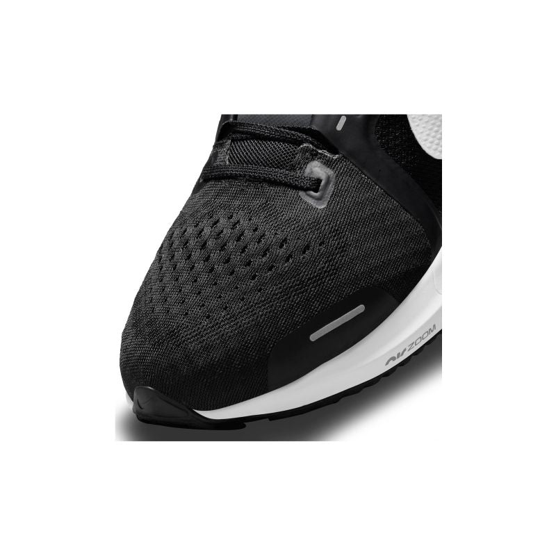Nike Air Zoom Vomero 16 M Running fekete cipő férfi
