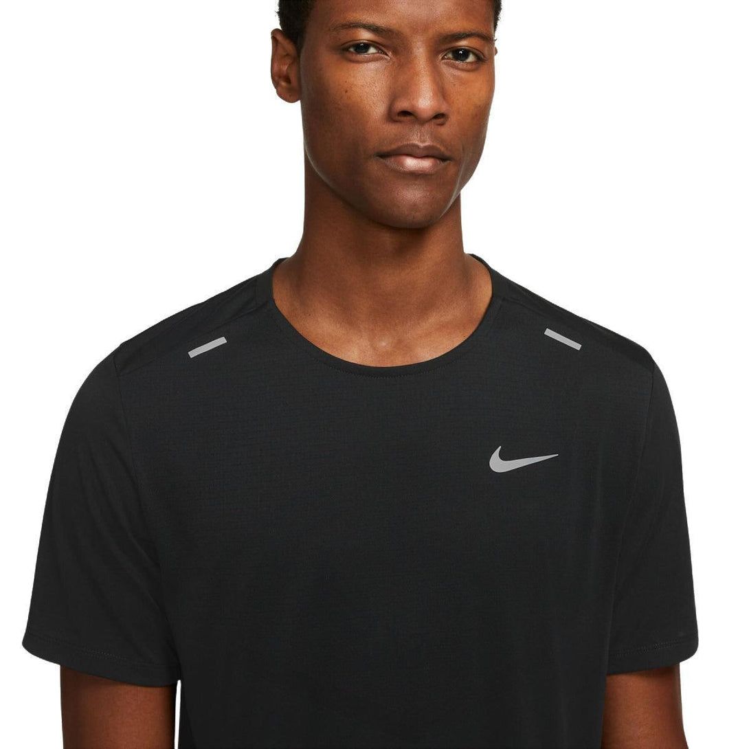 Nike Dri-FIT Rise 365 , férfi, fekete Póló - Sportmania.hu