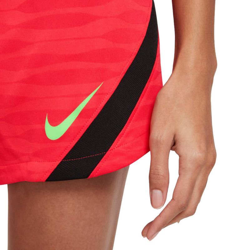 Nike Dri-FIT Strike W CW6095-660 Shorts Ruházat