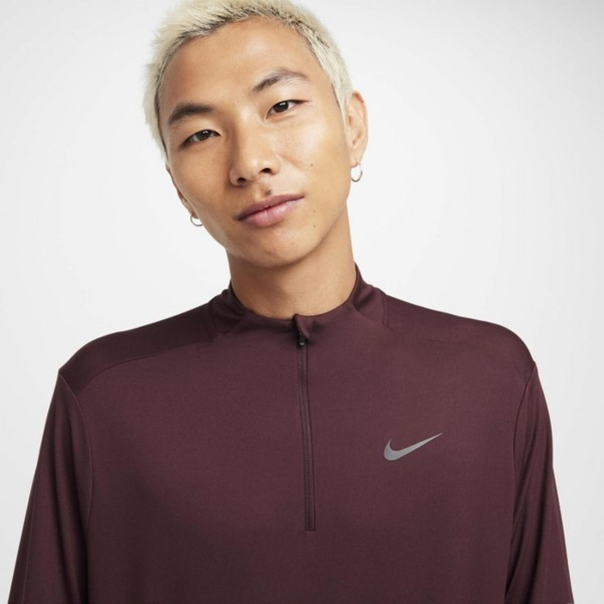 Nike Element Men\"s Dri-FIT 1/2 férfi Pulóver
