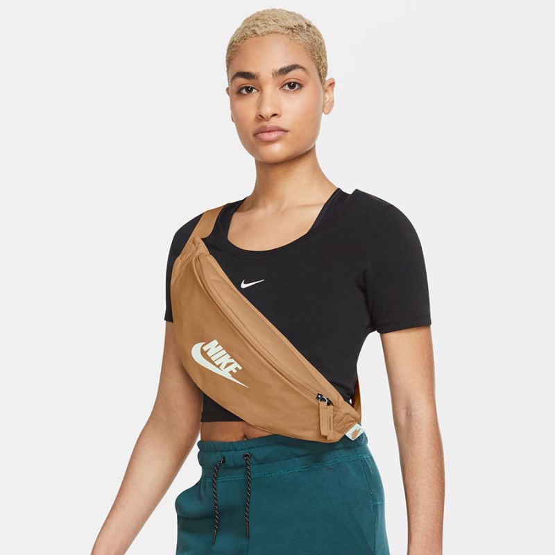 Nike Heritage Waistpack DB0490-224 - Sportmania.hu