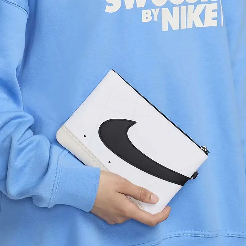 Nike Icon Blazer Wristlet Large pénztárca - Sportmania.hu