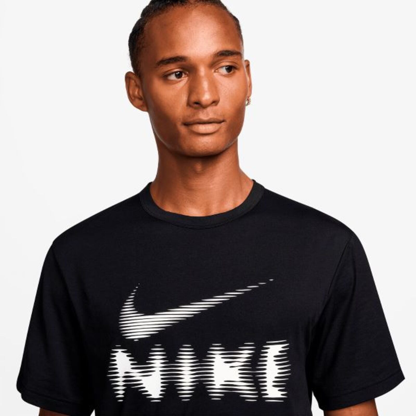 Nike M Nk Df Uv Hyverse Gfx Ss Póló - Sportmania.hu