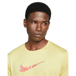 Nike M NK DF WR MILER PR SS Mens Short-Sleeve Running Top férfi póló