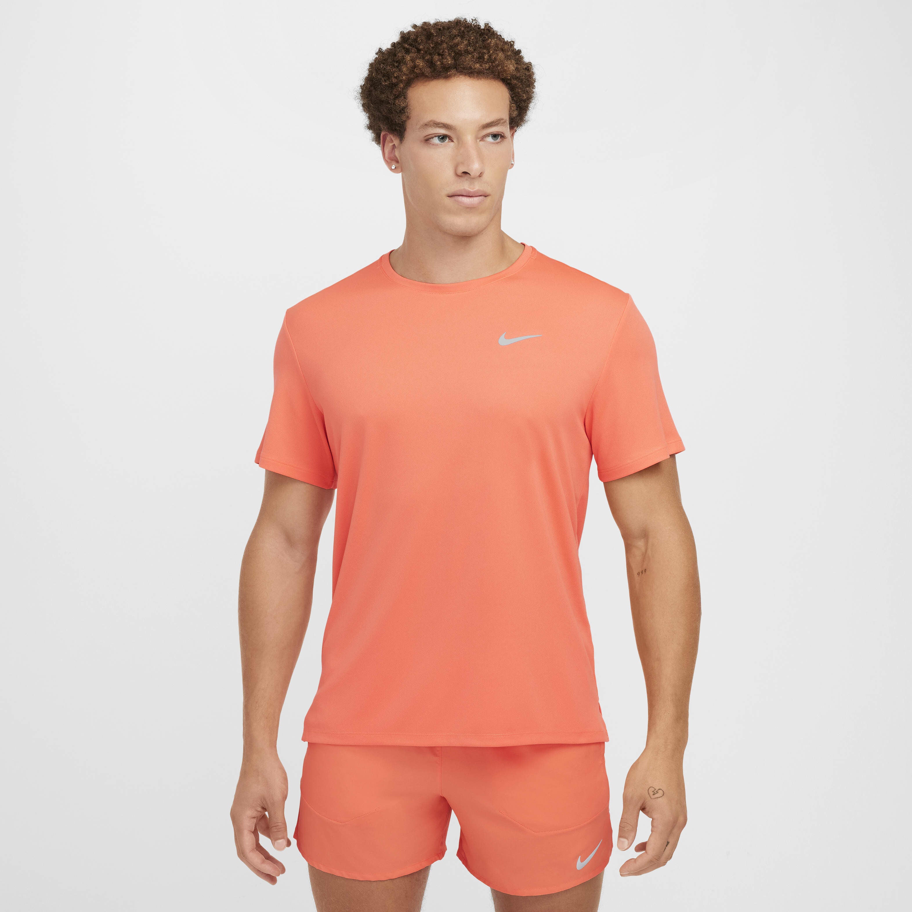 Nike Miler Men\"s Dri-FIT UV Sh férfi Aláöltözet