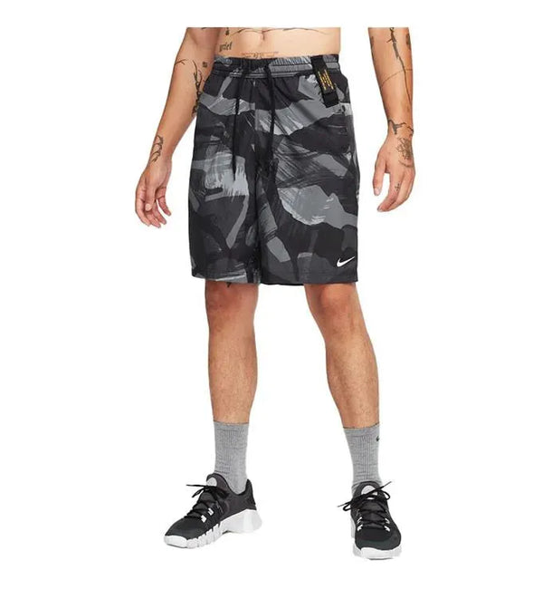 Nike_ Nike Form Camo Men\"s Dri-FIT 9 Short - Sportmania.hu