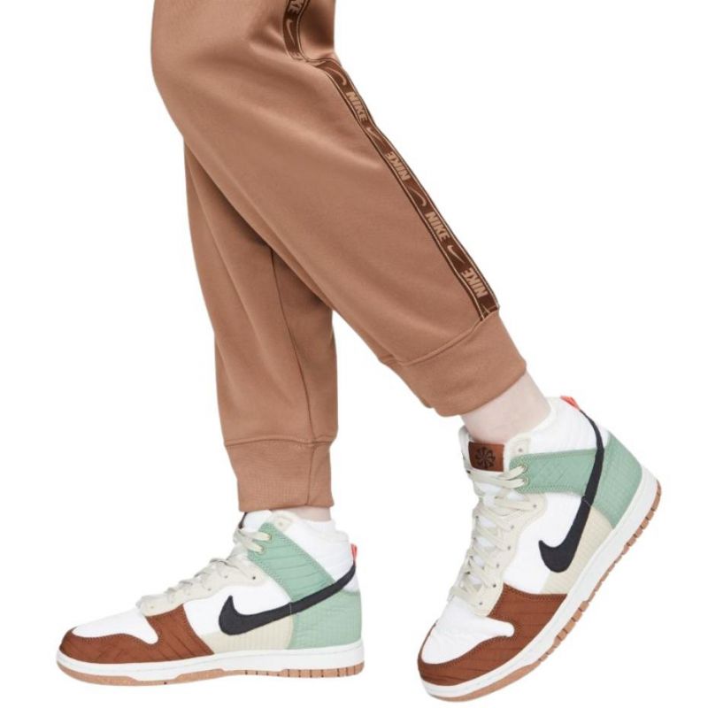 Nike Nsw Pk Tape Reg W Dm4645 256 nadrág - Sportmania.hu