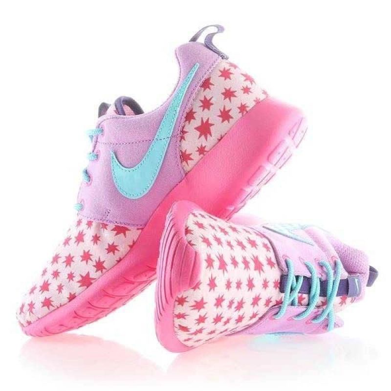Nike Roshe One Print (GS) W 677784-604 Cipő - Sportmania.hu