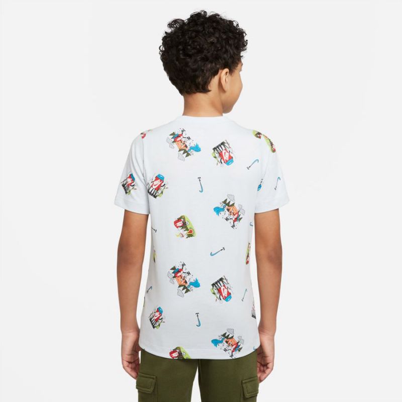 Nike Sportswear Tee AOP Jr DQ3856-471 Póló Ruházat Póló - Sportmania.hu