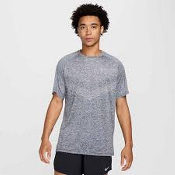 Nike Stride Men\"s Dri-FIT ADV férfi Póló